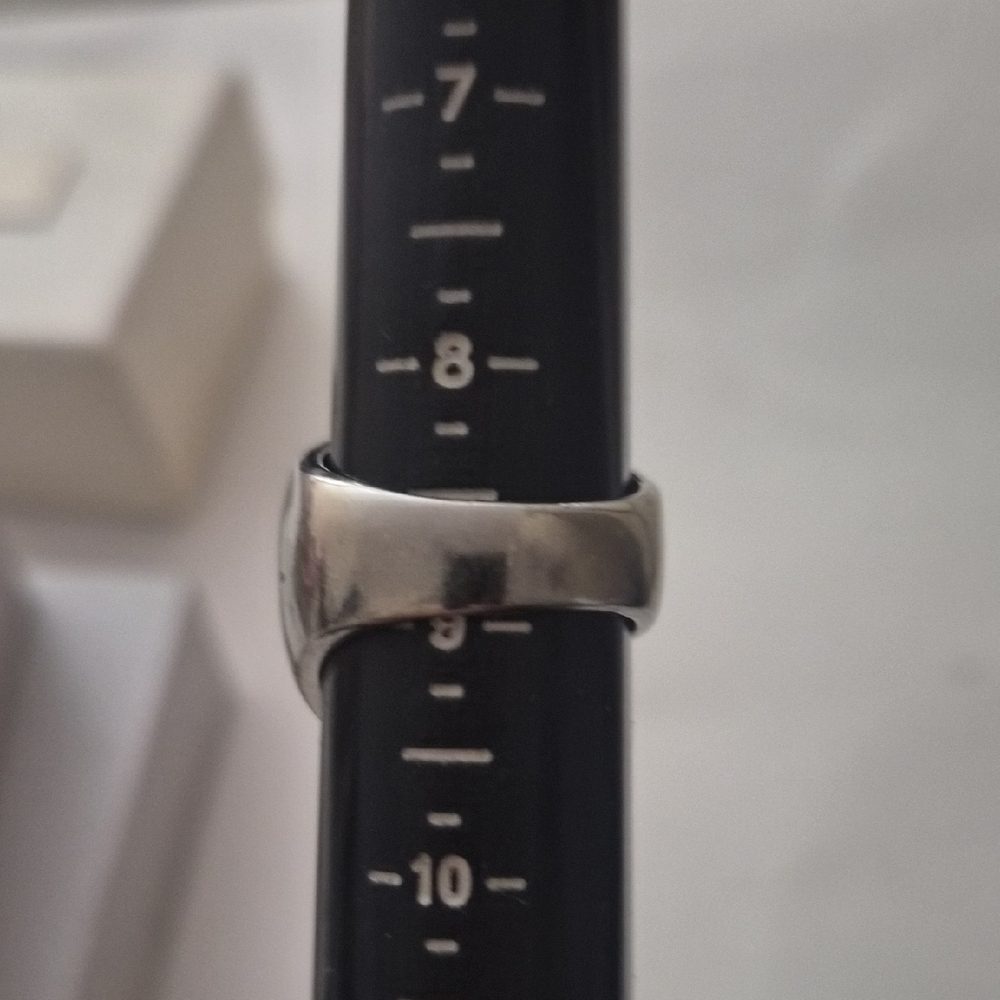 Silver Band Ring - Picture 7 of 7